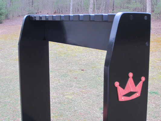 Μαύρο φινίρισμα ξύλινο πάτωμα ή ράφι τοίχου Ιδανικό για σπάνιες οθόνες γκολφ Scotty Cameron