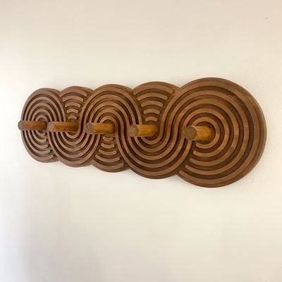 Χειροτεχνία μεσαίου αιώνα σύγχρονο ρουχισμό για παλτά καπέλα και τσάντες στο σαλόνι