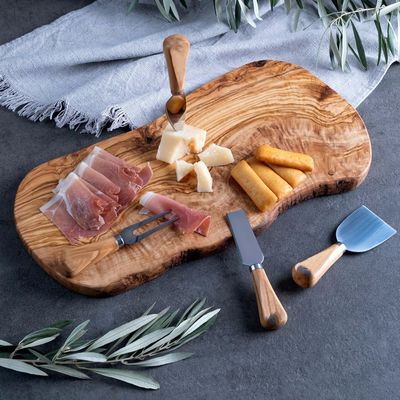 Προσωποποιημένη πλακέτα κοπής ξύλου ελιάς για κοπή και τυρί 6.2 λίβρες
