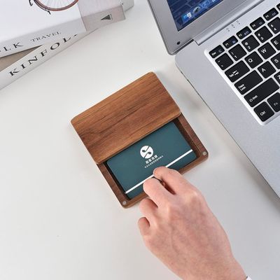 Μαύρο ξύλο καρυδιού τετραγωνική κάρτα με μαγνητικό κλείσιμο ξύλινο κάρτα