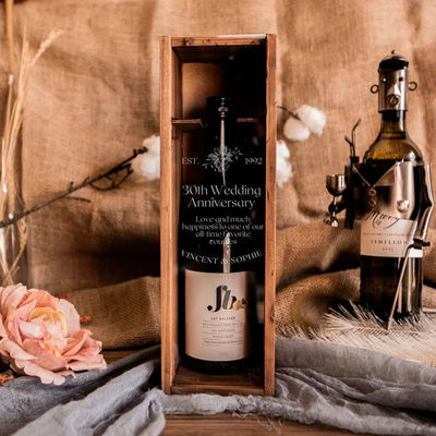 Προσαρμοσμένο δώρο για το σπίτι με χαραγμένο διαυγές ακρυλικό καπάκι Ρουστικό κουτί κρασιού από πεύκο