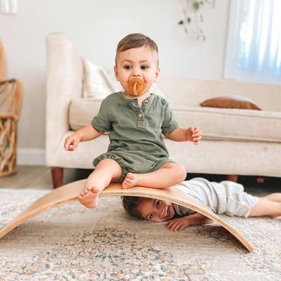 Προσαρμοσμένο λογότυπο ξύλινο δροσερό πάτωμα σετ 2 για ενήλικες στο γυμναστήριο και το παιχνίδι Montessori surf