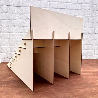 Εφοδιασμός με ταχυδρομείο Y 4 Tier Stand ξύλινο ράφι οθόνης για προσαρμοσμένο μέγεθος επιδόρπιο πίνακα οθόνης