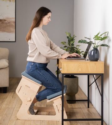 Στέλιος ξύλινος γονατιστήριος κάθισμα καμένη εκτύπωση προσαρμόσιμο και εξατομικευμένο δώρο