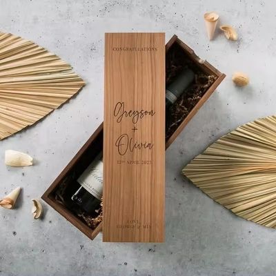 Κουτί σαμπάνιας από πεύκο για αρραβώνες και γάμους 35x11x11cm