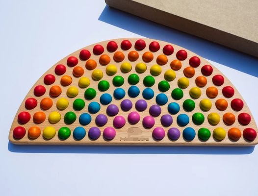 Χειροποίητο ξύλινο Montessori Rainbow Color Learning παιχνίδι για 2-4 ετών ως αίτημα σας