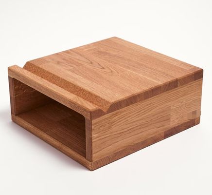 Κατανομή Μη αναδιπλούμενο ράφι ράφι ποδηλάτων με χειροποίητο σχεδιασμό από ξύλο βελανιδίου