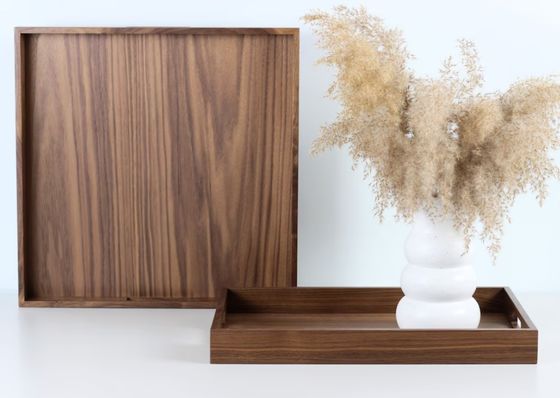 Προσαρμοσμένο λογότυπο Walnut Wood Tray Οικιακή διακόσμηση Τραπέζι σερβίρισμα με χειροπέδες