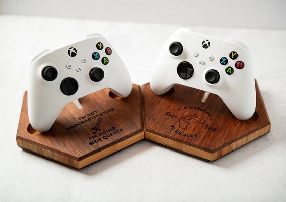 Ρυθμίσιμη στάθμη παιχνιδιού Ο ιδανικός συνδυασμός μπαμπού και ακρυλικού για βέλτιστο παιχνίδι