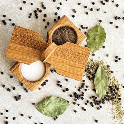 Προσαρμοσμένο βάζο μπαχαρικών με σχήμα υψηλής χωρητικότητας ξύλινο κουτί συσκευασίας μπαχαρικών