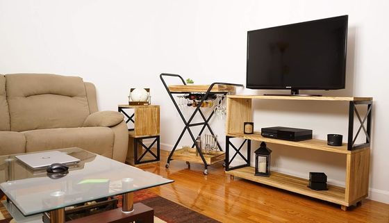 Φυσικό χρώμα ξύλου Σπίτι Μεταλλικό Σύγχρονο νυχτερινό τραπέζι για μικρούς χώρους