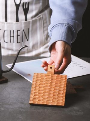 Σκληρό ξύλο δημιουργικό μονωτικό στρώμα για ξύλο κερασιού Αντιφλεγμονώδης κάλυπτης φλιτζανιού καφέ