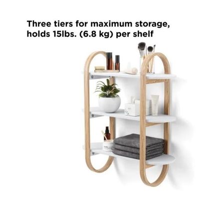 Λευκά φυσικά πλωτά κρεμαστά ράφια για την διακόσμηση τοίχων στην επίδειξη τραπεζαρίας