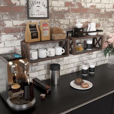 Αποταμιεύστε χώρο με χωριό στυλ Καφέ πλωτά ξύλινα ράφια και κάγκελα