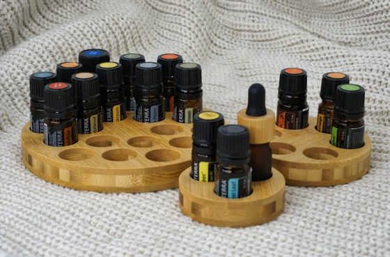 Λειτουργικό ξύλινο στέλεχος για την αποδοτική αποθήκευση μπουκαλιών πετρελαίου σε σχήμα κύκλου