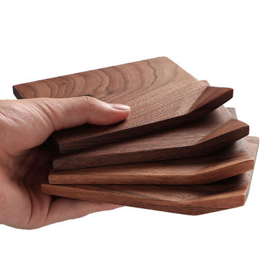 Προσαρμοσμένο Beech Wooden Cup Mat Τελευταίο σχεδιασμό για φιλικά προς το περιβάλλον και αδιάβροχα καφέ κατσαρόλες