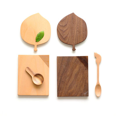 Προσαρμοσμένο Beech Wooden Cup Mat Τελευταίο σχεδιασμό για φιλικά προς το περιβάλλον και αδιάβροχα καφέ κατσαρόλες