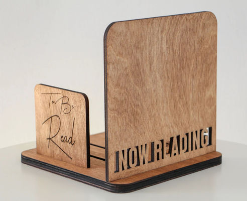 Προσαρμοσμένο λογότυπο τετράγωνο ξύλινο βιβλιοστάσιο για την Ημέρα της Μητέρας