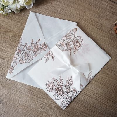 Φυτικές περγαμηνές με Laser Cut, προσκλήσεις γάμου με ροζ μοτίβο και θερμική σφραγίδα