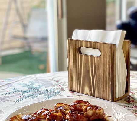 Προσαρμόσιμο χωρικό κάλυμμα χαρτοπετσέτας για διακόσμηση αγροτικών σπιτιών