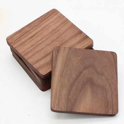 Προσαρμοσμένο λογότυπο Αποδεκτό Walnut Cherry Wood Coaster για φιλικό προς το περιβάλλον μινιμαλιστικό στυλ σχεδιασμού