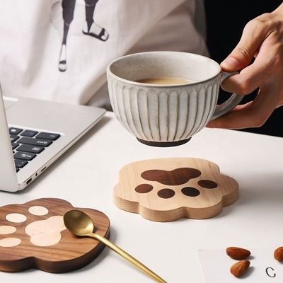 Φωστική γάτα Claw σχήμα Walnut Cup Mat Coasters 11.5x12.5x1.2cm για προσαρμοσμένο λογότυπο