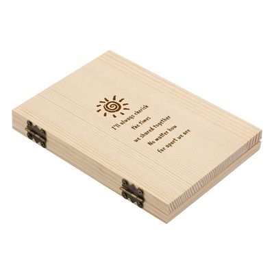 Φωτογραφικό πλαίσιο για ζευγάρια από ξύλο με προσαρμοσμένο κείμενο χαραγμένο με λέιζερ