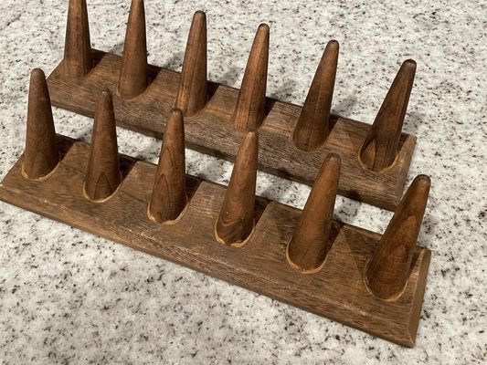 Διπλό επίπεδο Custom ξύλινο κοσμήματα δακτυλίδι δείγμα αγκαλιάς οργανωτής με σχεδιασμό λογότυπο