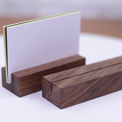 Προσαρμοσμένη ξύλινη βάση για κάρτες συνεδριάσεων Ετικέτες τραπεζών και ημερολόγια σε εστιατόρια