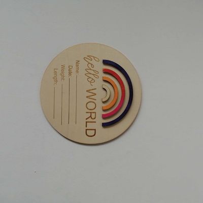 Δημιουργήστε ένα αξέχαστο βρεφονηπιακό με αυτές τις ξύλινες 3D κάρτες του ουράνιου τόξου από την Ευρώπη