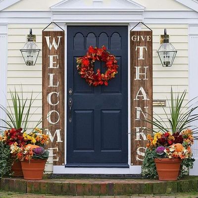 Ξύλινη πινακίδα υποδοχής, χρωματισμένη με το χέρι για μια μοναδική και εξατομικευμένη εμφάνιση