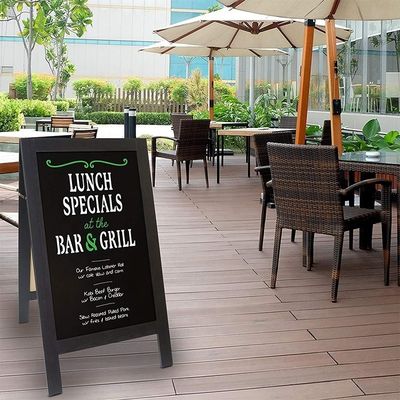 Ανθεκτικό στον άνεμο στερεό ξύλινο πάτωμα από χαλίκι φτιαγμένο από πεύκο με προσαρμοσμένο λογότυπο