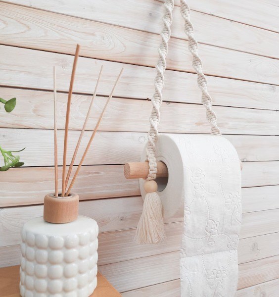 Προσαρμοσμένο σχεδιασμό ξύλινος μπαρ τοιλέτα κάλυψης χαρτιού για το μπάνιο χώρο εξοικονόμηση απαραίτητο