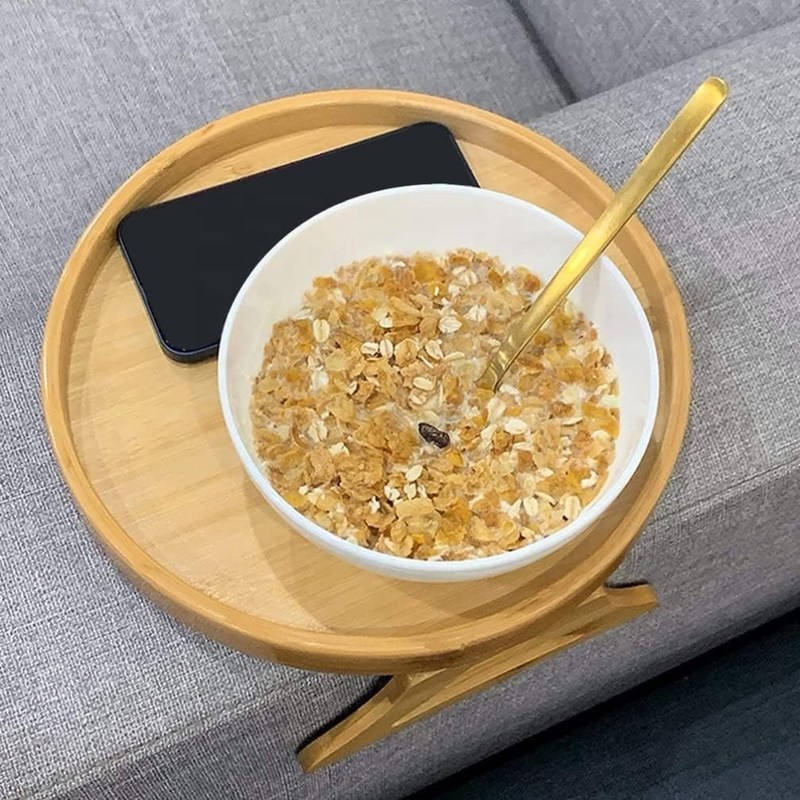 Προσαρμοσμένο φυσικό μπαμπού καναπέ Πλευρικό τραπέζι αναδιπλούμενο στήριγμα βραχίονων Clip-On καναπέ δίσκο για OEM ODM