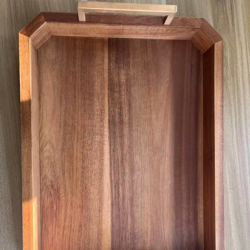 Προσαρμοσμένα σχέδια Μεγάλο ρουστίκ ξύλινο τετραγωνικό δίσκο για τραπέζι καφέ