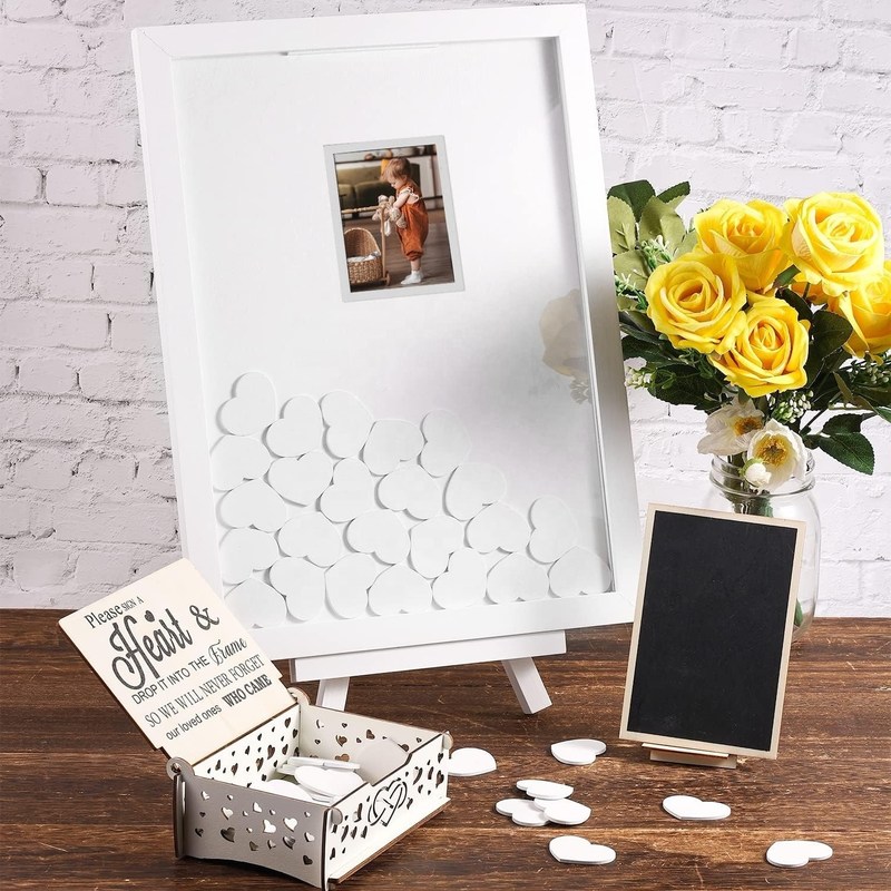 Πάρτυς γάμου με καμένες διακοσμήσεις ξύλου σε ευρωπαϊκό ύφος